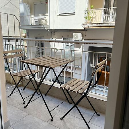 P Deluxe Suites 7 Salonicco Esterno foto
