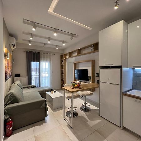 P Deluxe Suites 7 Salonicco Esterno foto